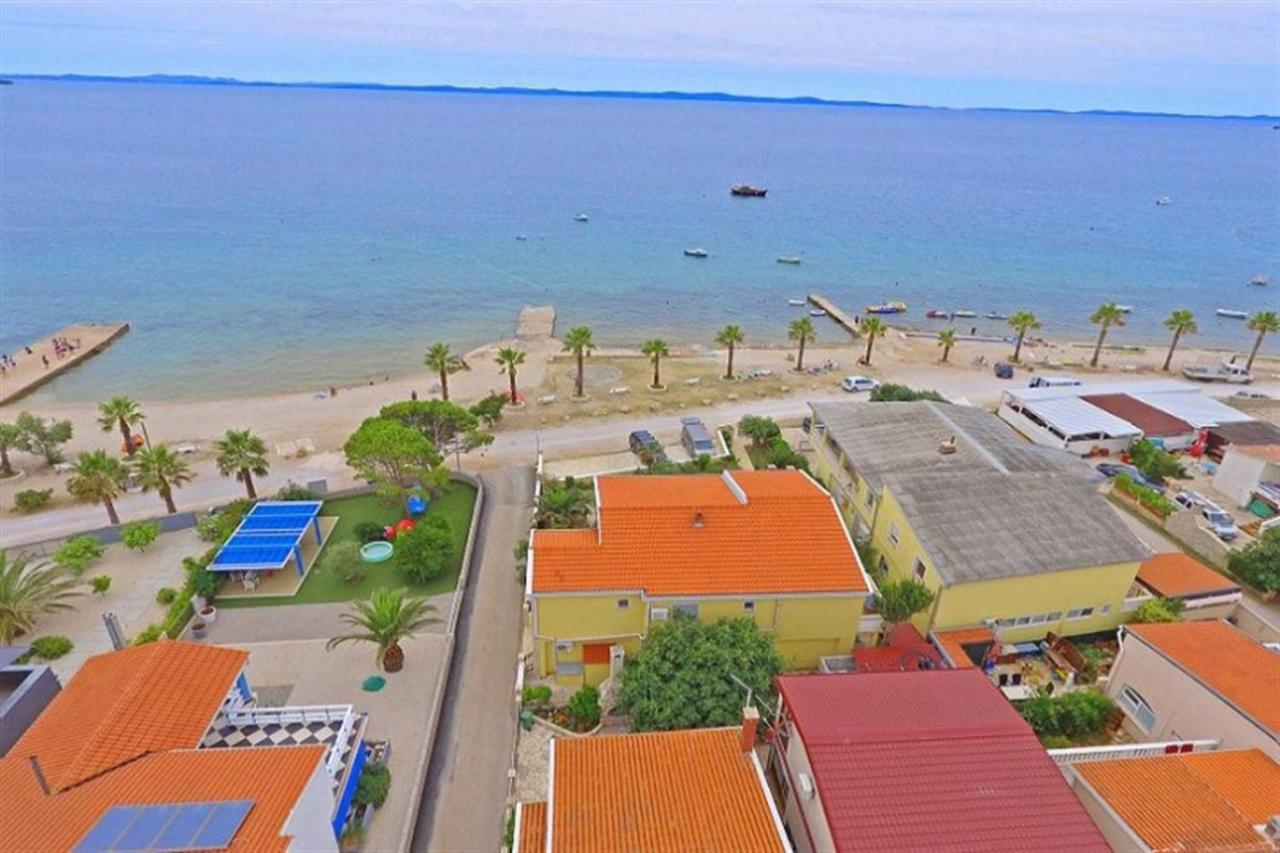 Apartment House Inga วีร์ ภายนอก รูปภาพ