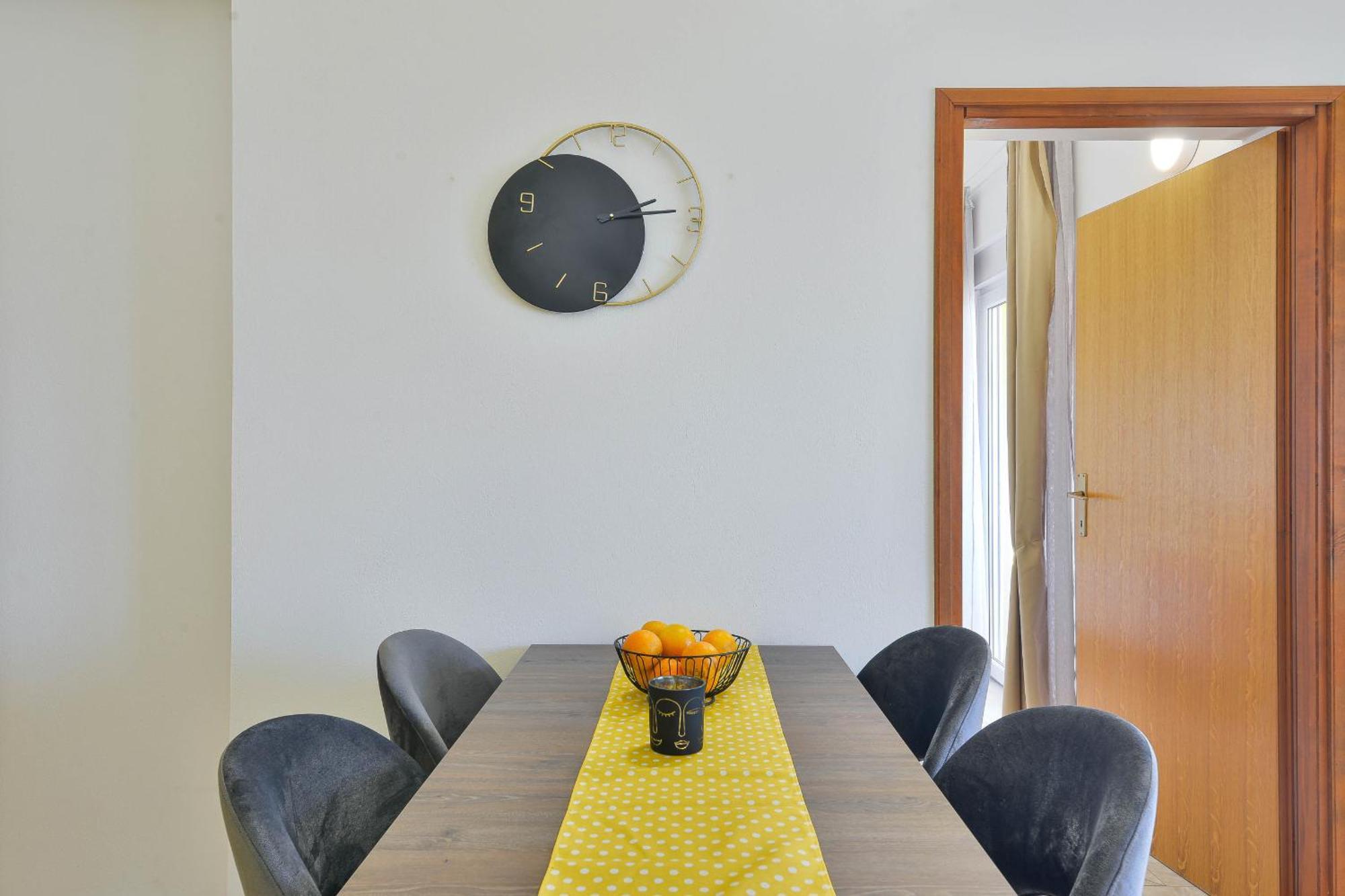 Apartment House Inga วีร์ ภายนอก รูปภาพ