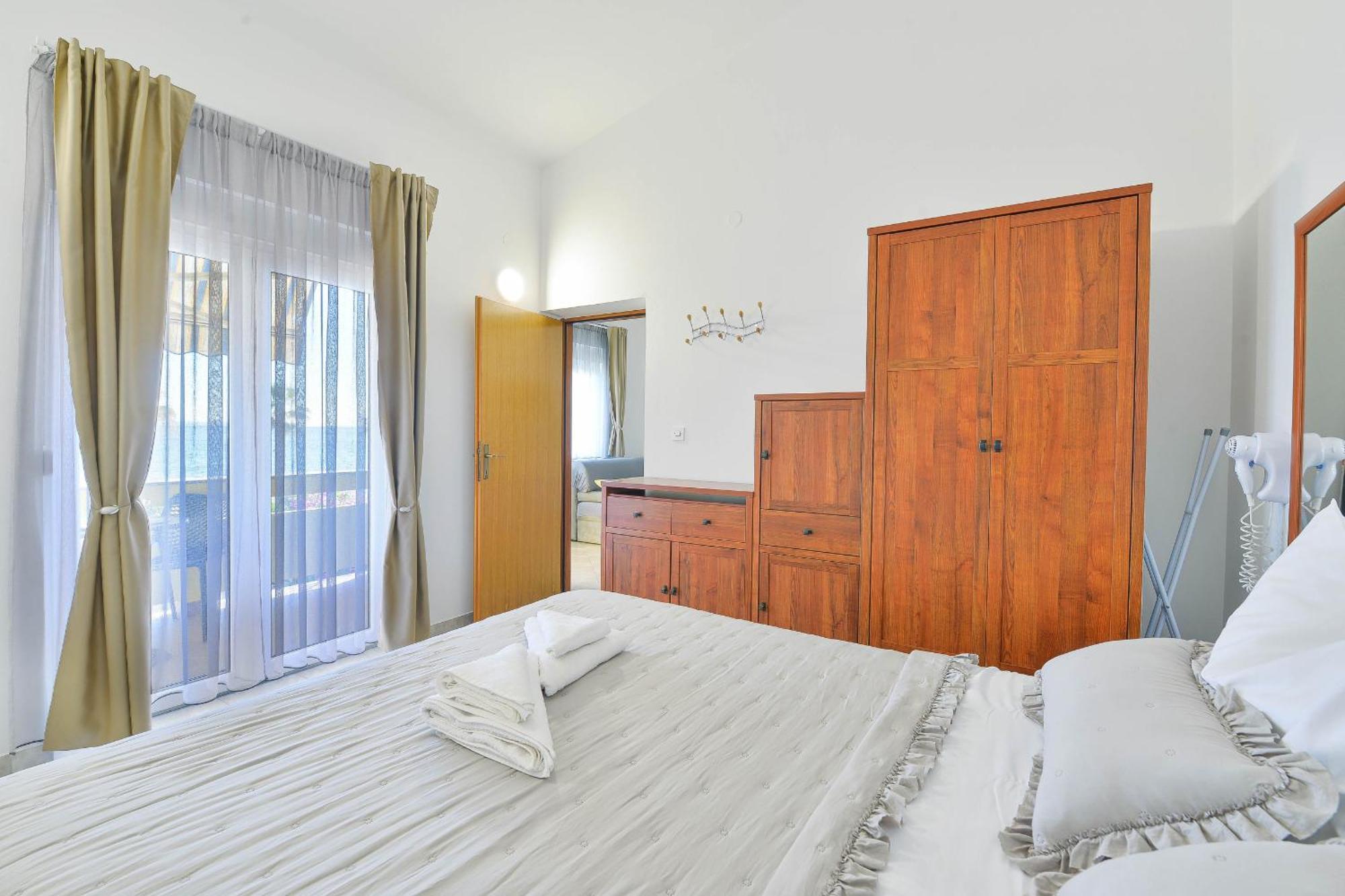 Apartment House Inga วีร์ ภายนอก รูปภาพ